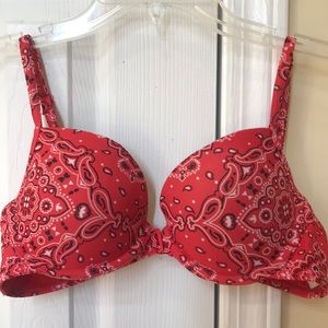 MUST GO BANDANA PATTERNED SWIM TOP